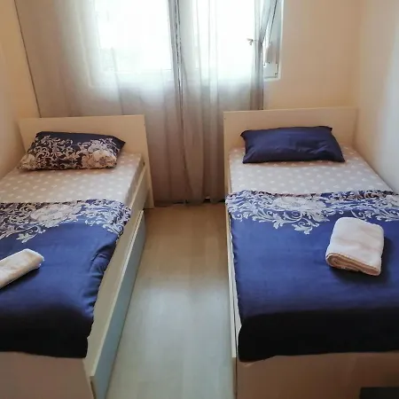 Kokki'S Lovely 1Bedroom Apartment With Free Wifi Szkopje Kültér fotó