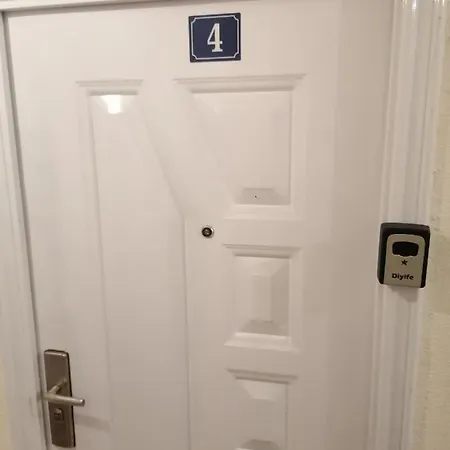 Kokki'S Lovely 1Bedroom Apartment With Free Wifi Szkopje Kültér fotó